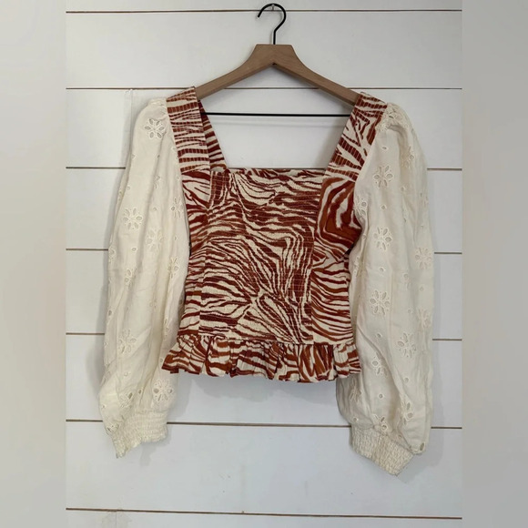 LOVE THE LABEL ANTHROPOLOGIE LOVE THE LABEL SMOCKED EYELET PUFF SLEEVE BLOUSE - Picture 9 of 12